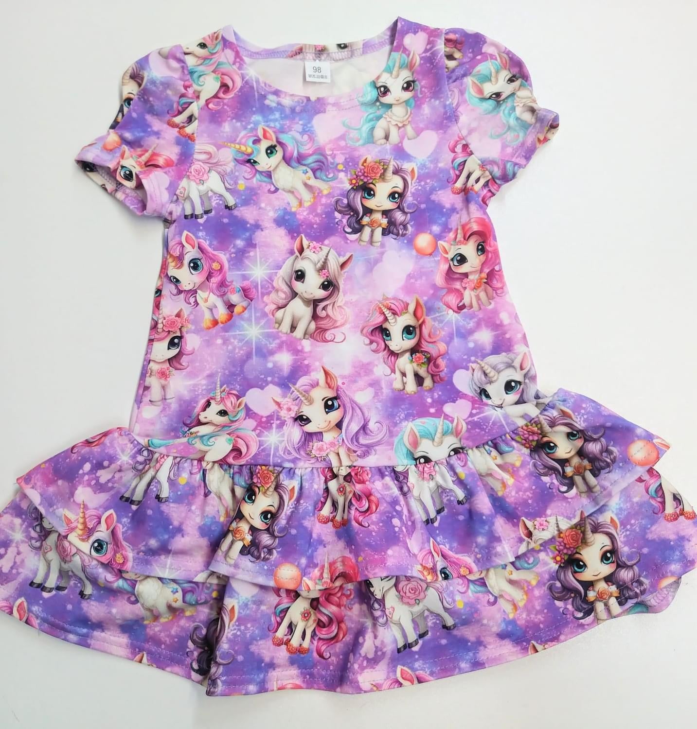 Eenhoorns jurk met ruffles