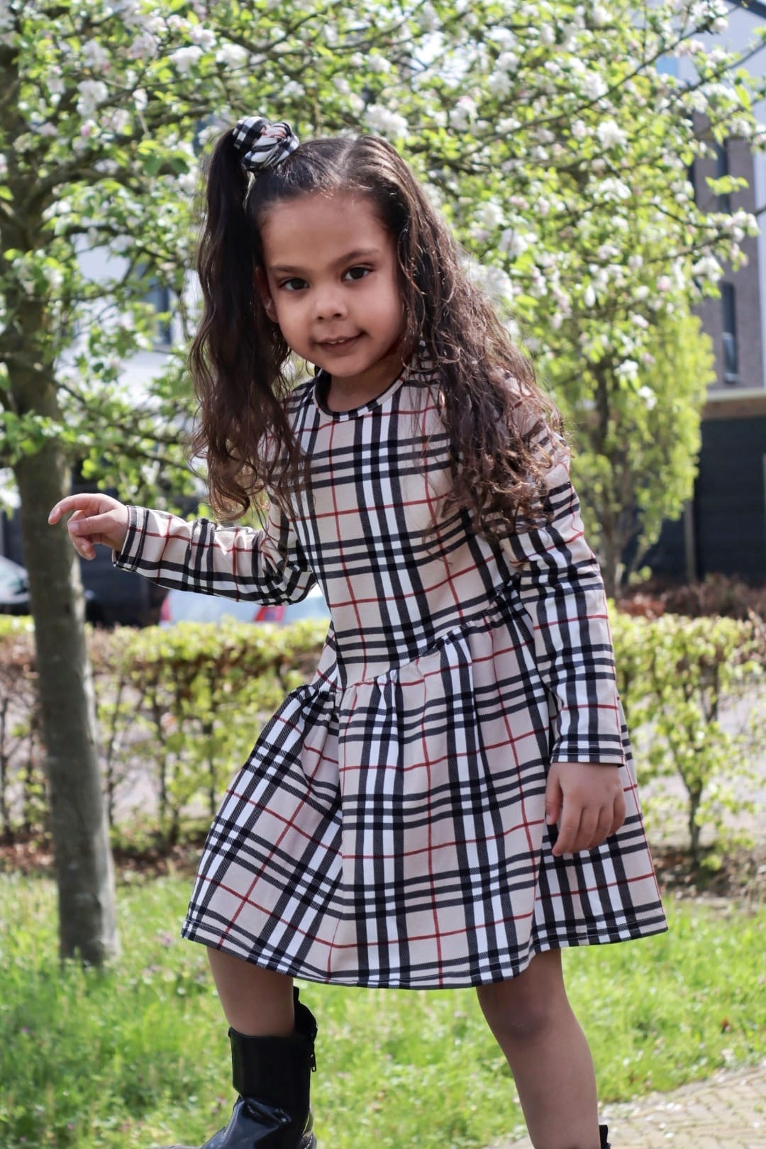 Meisjes Jurkje ‘Daniëlle’ Beige Met Ruitmotief - Main Image