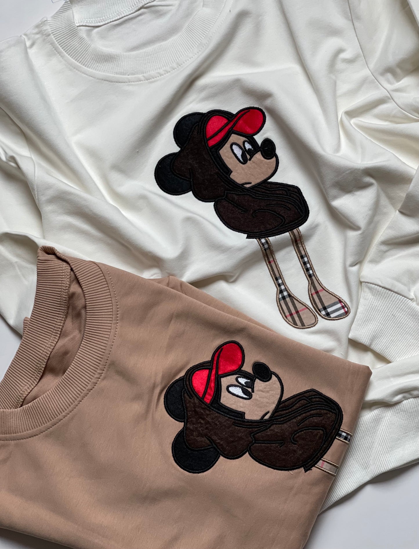 Dames Sweatshirt 'Mouse Couture' Maat UNI Caramel Ecru