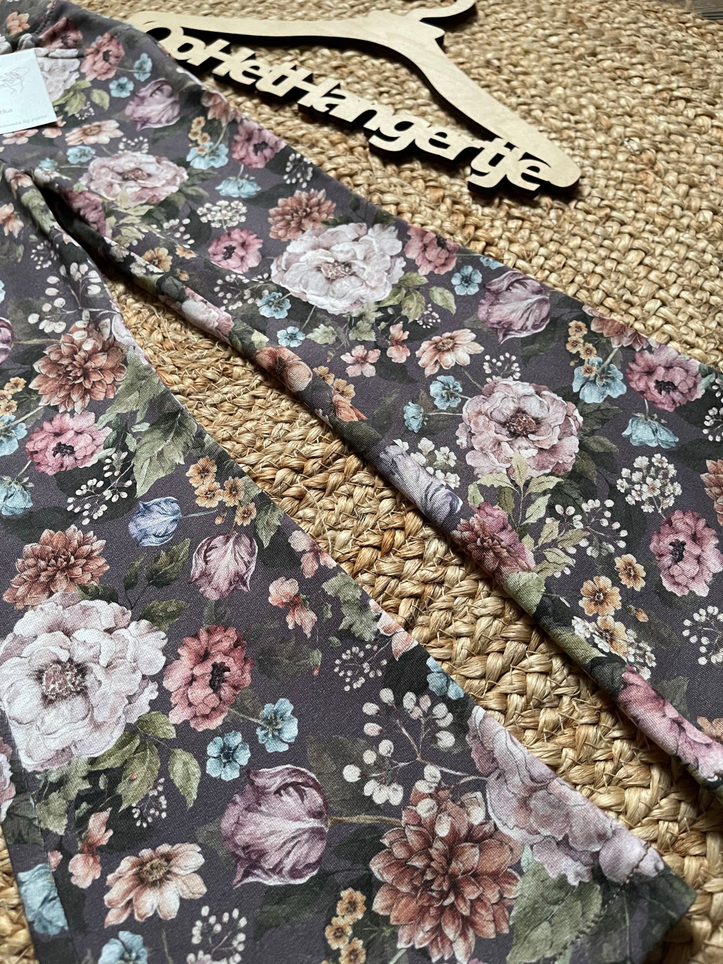Meisjes Flared Broek 'Purple Garden' Paars met Bloemenmotief