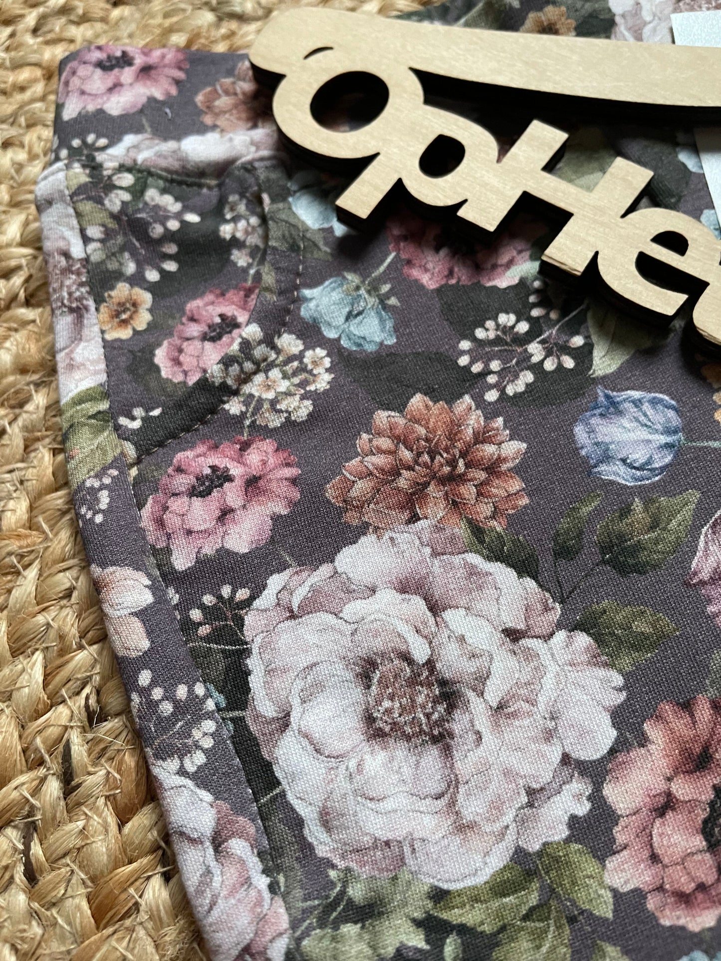Meisjes Flared Broek 'Purple Garden' Paars met Bloemenmotief