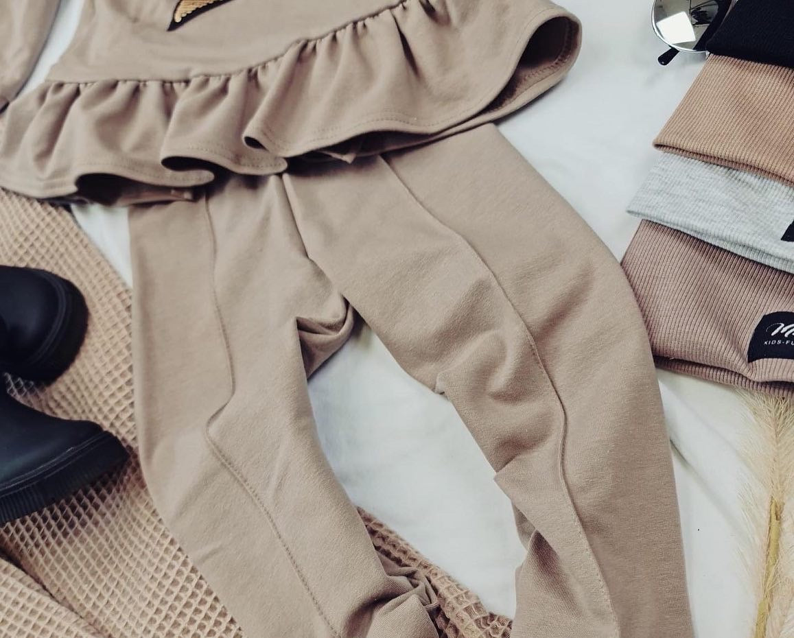 Meisjes Setje 'SuperStar Mickey' Vestje met Rits en Pailletten Cappuccino/Beige Legging Cappuccino /Beige