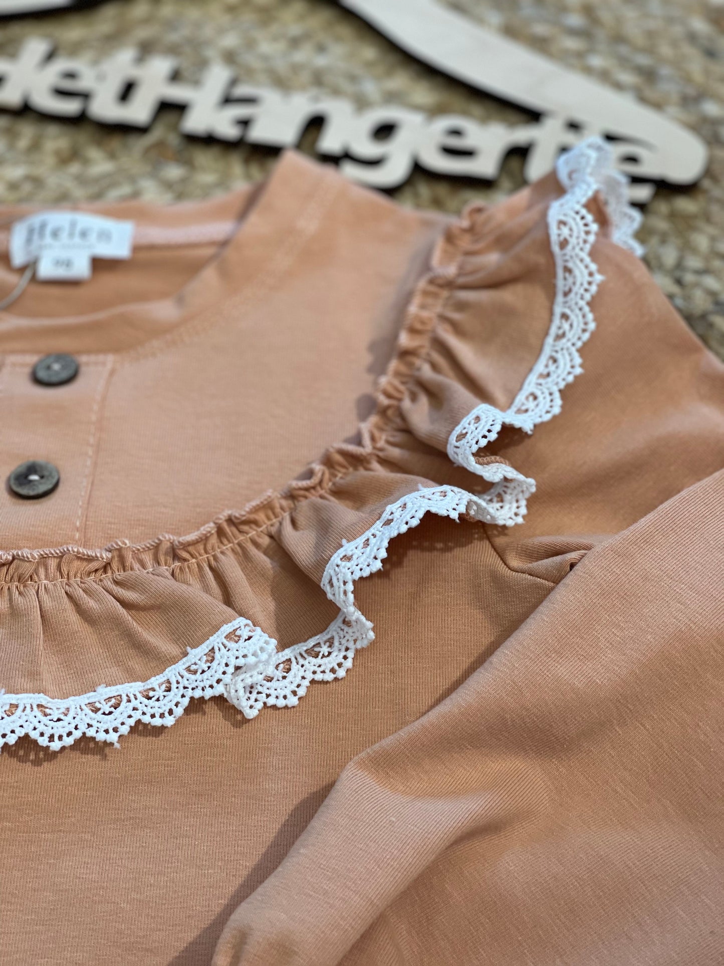 Meisjes Blouse Met Ruches Borduursel Decoratieve Knopen Knoopsluiting Camel