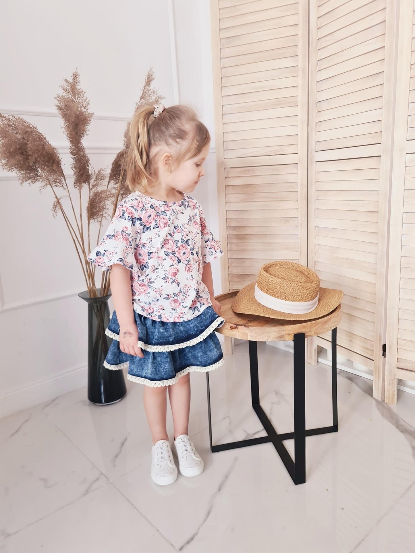 Meisjes Shirt met Ruches Creme / Bloemenmotief