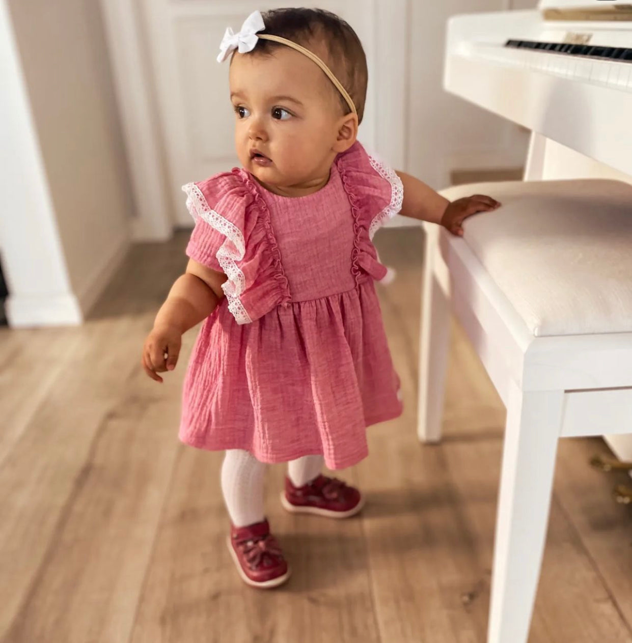 Mousseline Jurkje met Ruches Roze