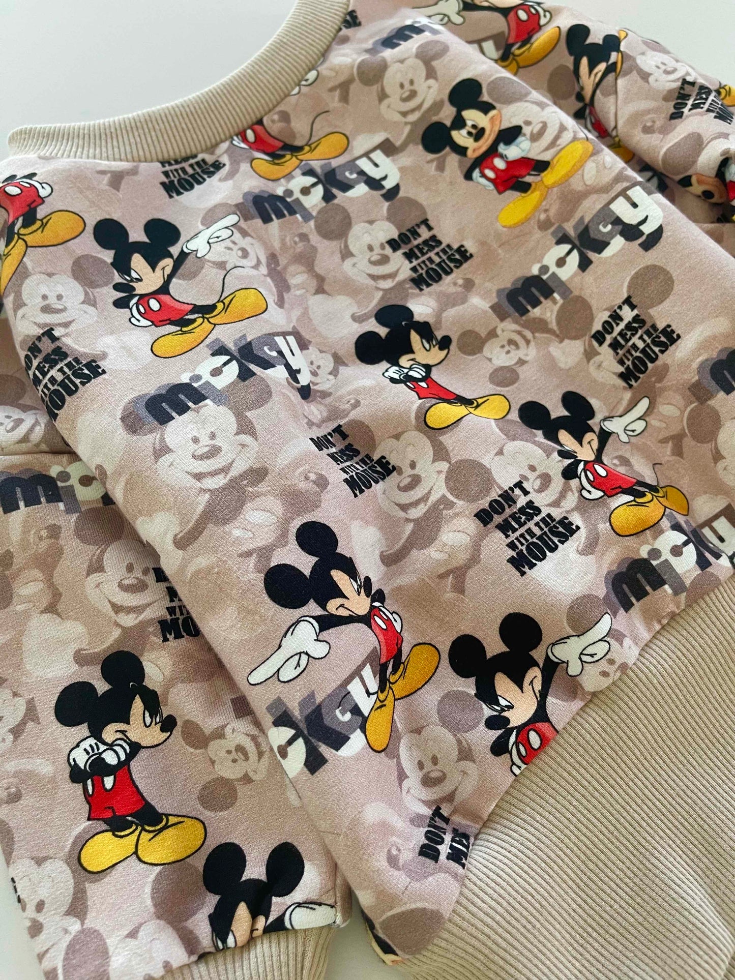 Meisjes Sweatshirt 'Don't Mess With The Mouse' Beige