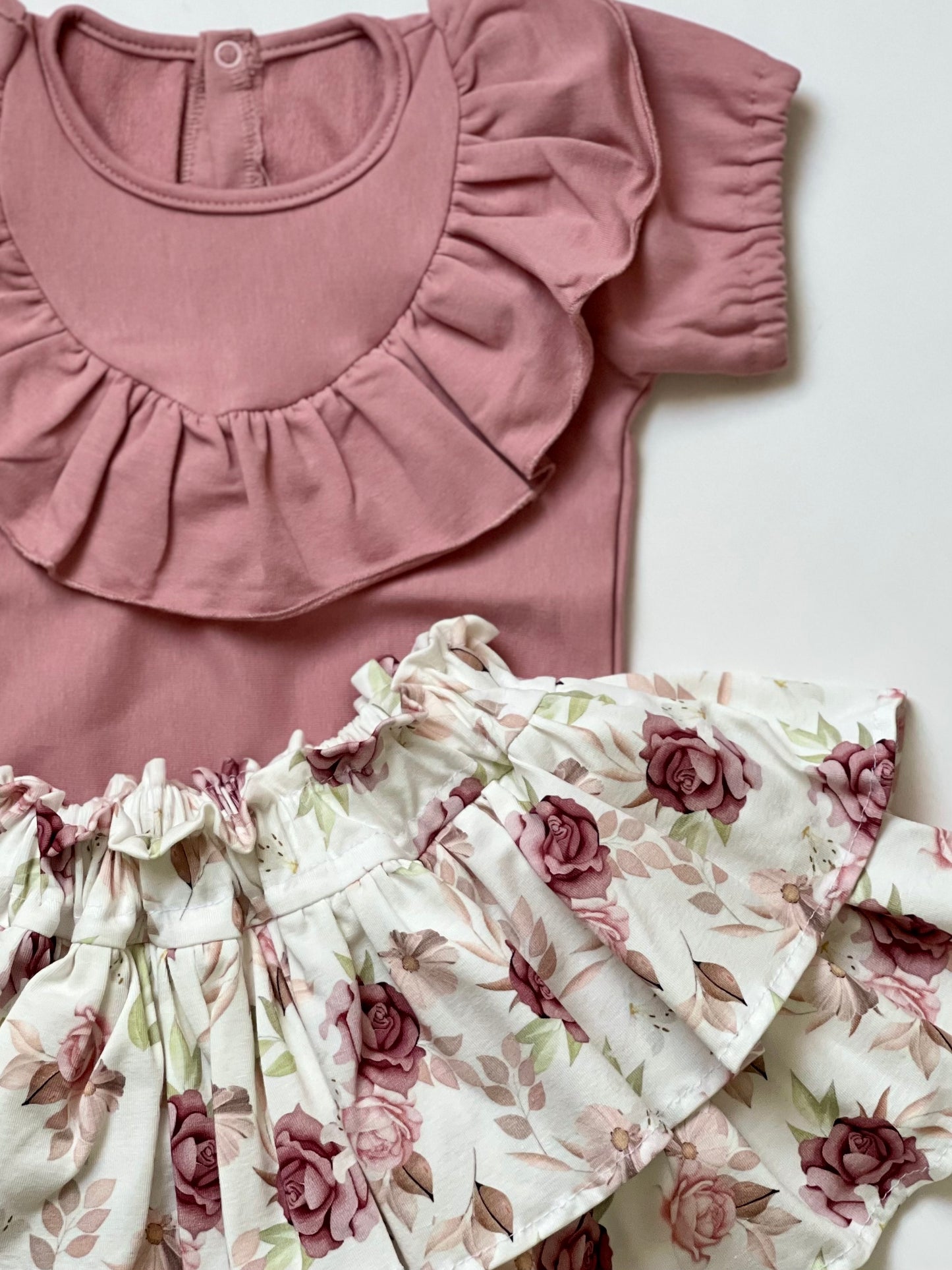 Rokje 'Roses' met ruches Bloemenmotief Creme