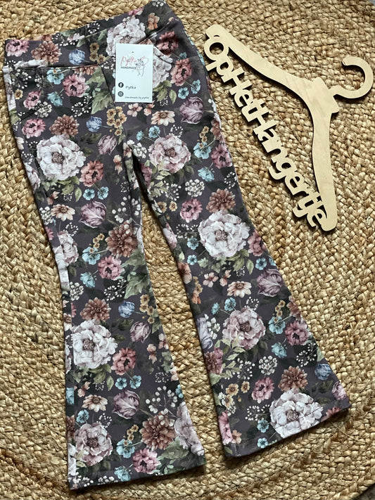 Meisjes Flared Broek 'Purple Garden' Paars met Bloemenmotief