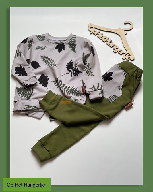 Jongens Setje 'Bladeren' Sweatshirt Wit/Lichtgrijs en Baggy Pants Olijf-Groen